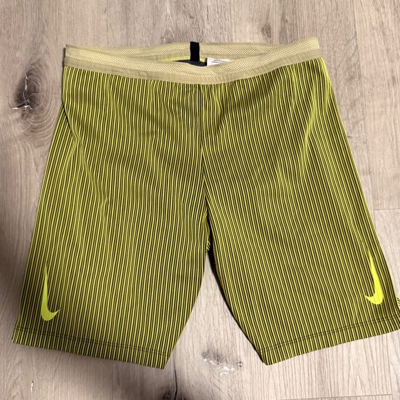 Nike Aeroswift Lined Running Tights - Picture 1 of 6